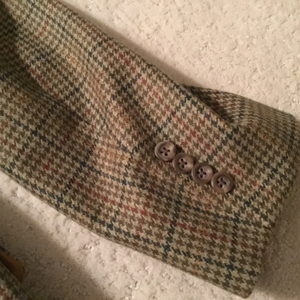 Bespoke Holland and Sherry, Savile Row, Houndstooth Wool Sport Coat - Picture 14 of 16